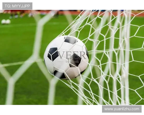 足球牛皮筋进球现象引发热议:弹性球门网成赛场意外焦点 足球牛皮筋进球现象引发热议:弹性球门网成赛场意外焦点